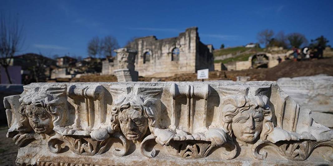 Asırlar öncesine aitler! O ilimizde Roma döneminden kalma 3 eser bulundu: Böyle sanat eserleri günümüzde bile yok 2